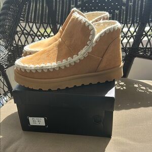 Women's Tan Suede Faux-Shearling Ankle Booties
